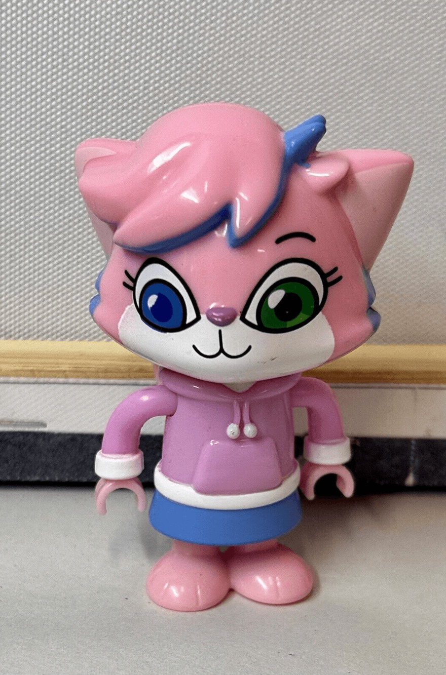 RYAN’S WORLD ALPHA LEXA PINK CAT 2” FIGURE BONKERS (MF518)